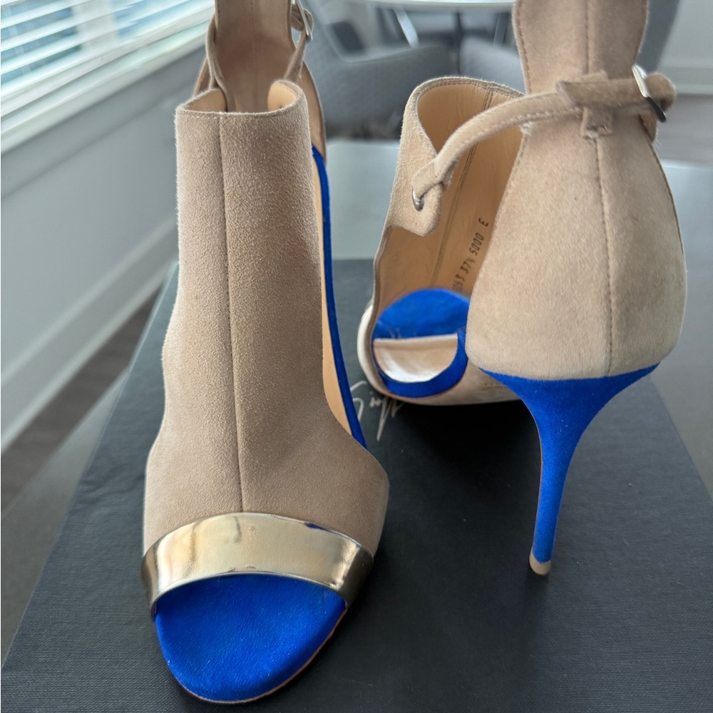 Giuseppe Zanotti Beige and Blue Heels with Gold Detail